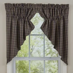 Sturbridge Lined Gathered Swag 72 X 36 Navy