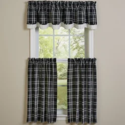 Park Designs Fairfield Tiers 72” X 36”